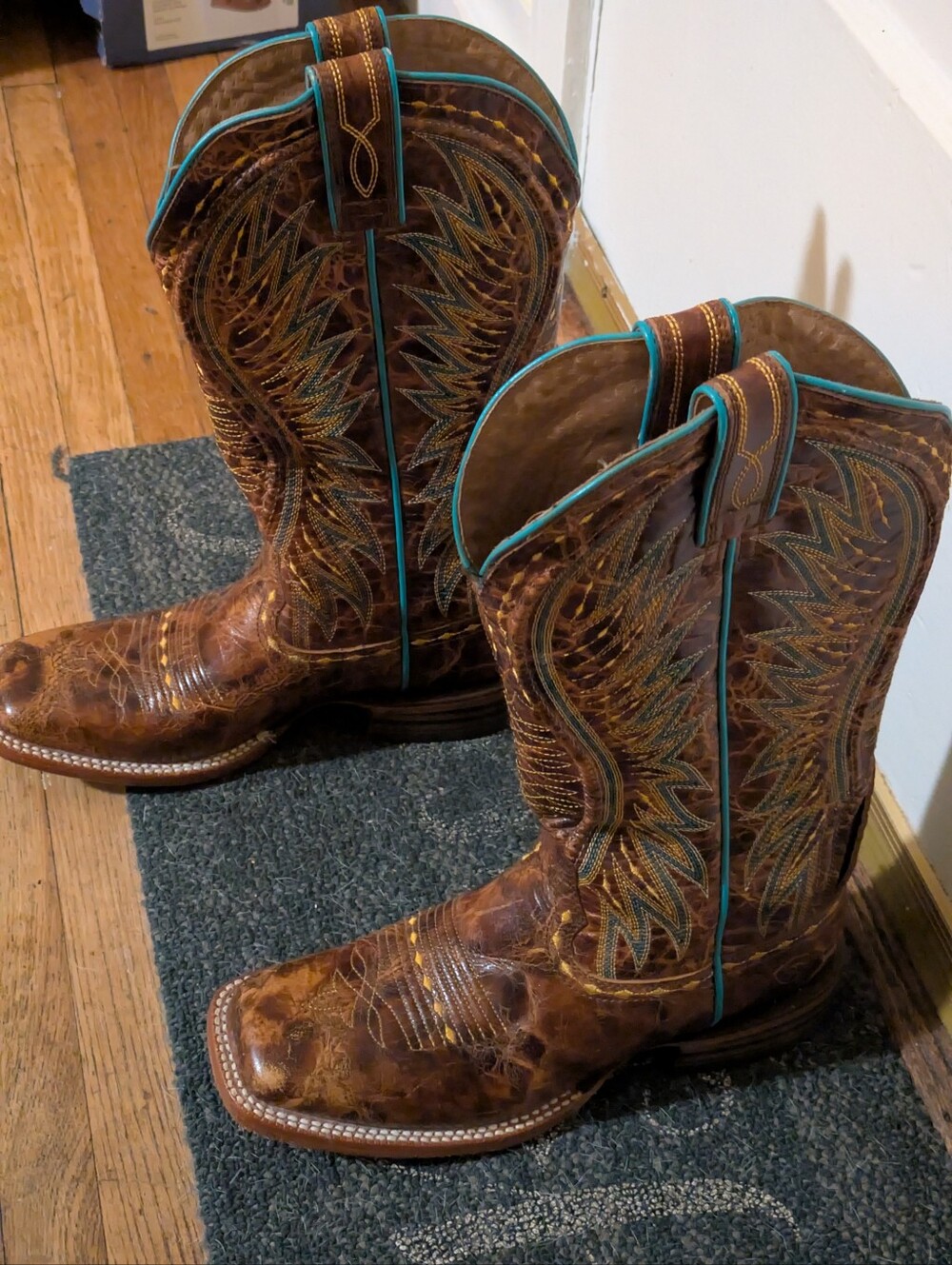 Ariat Brown Leather Western Boots with Turquoise Piping